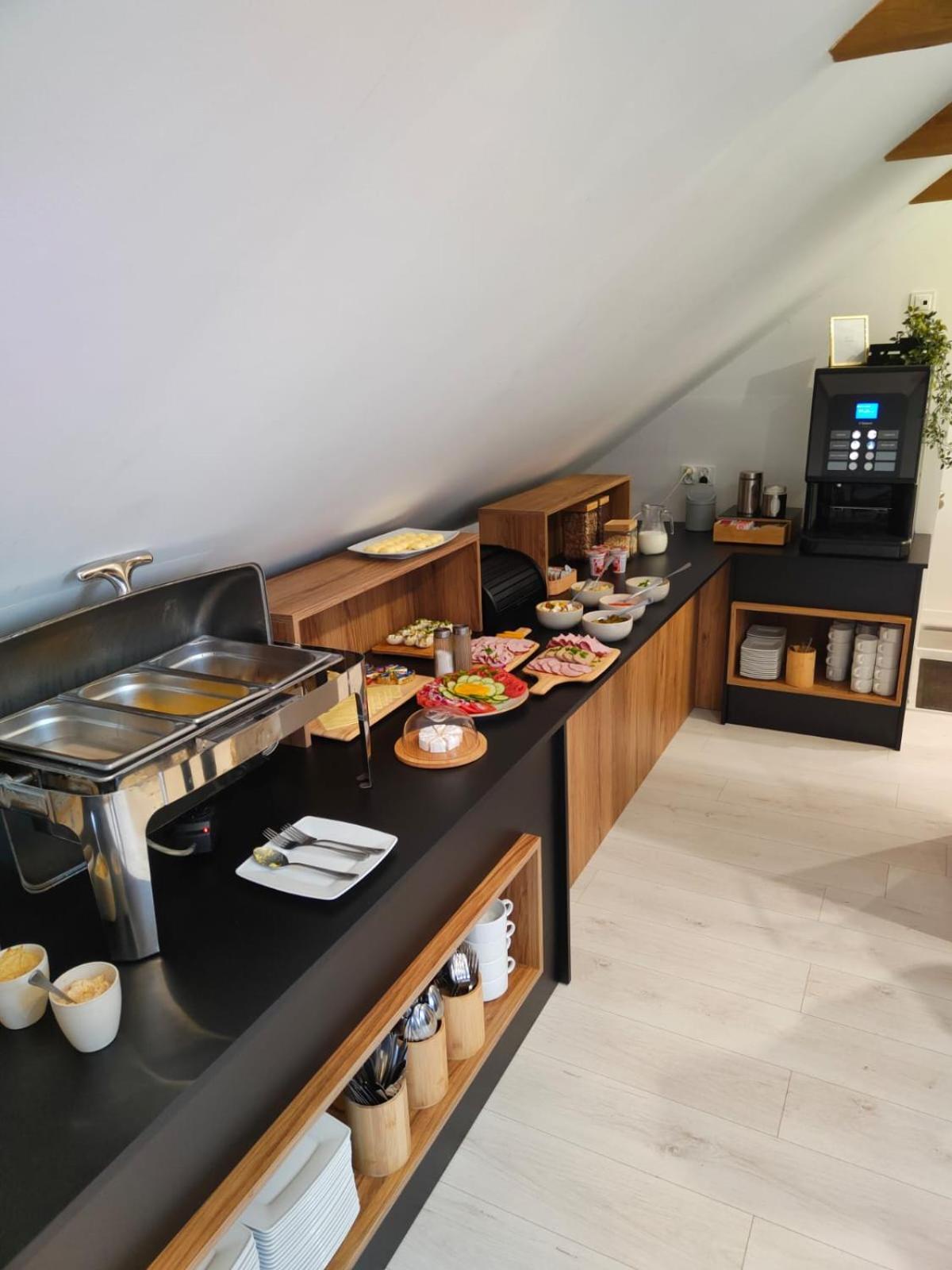 Hotel Nenufar Kościan المظهر الخارجي الصورة